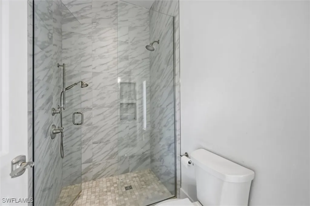 671 Henley Drive Naples FL 34104