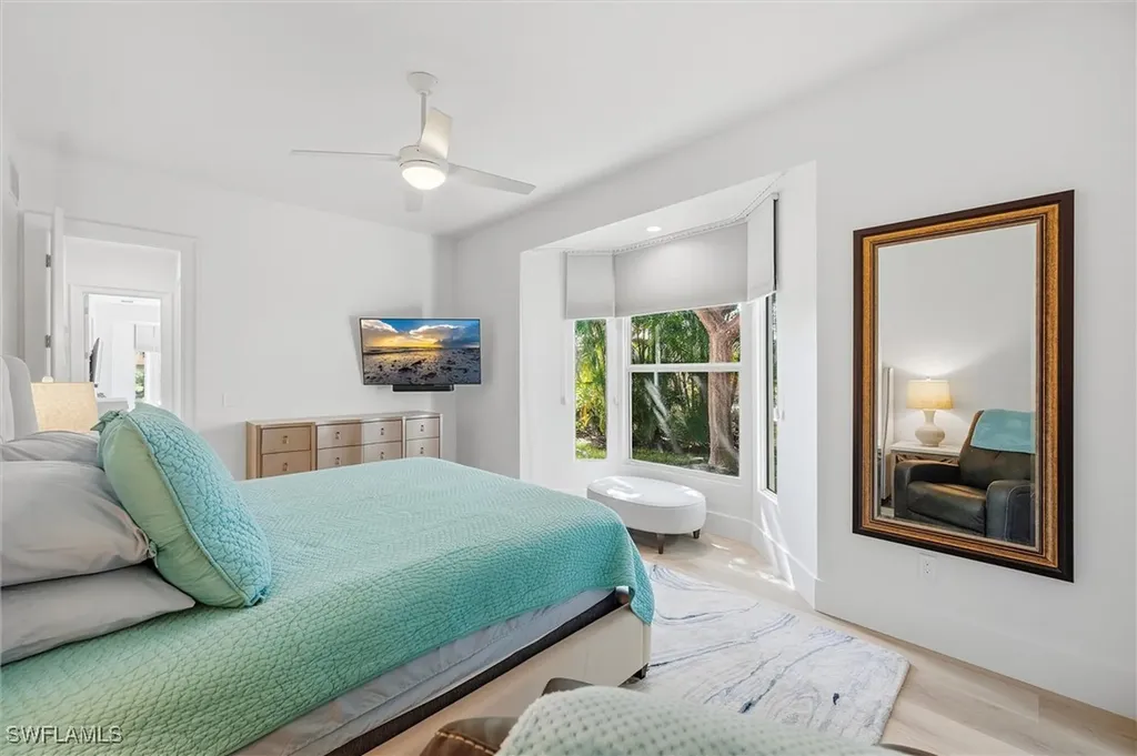 671 Henley Drive Naples FL 34104