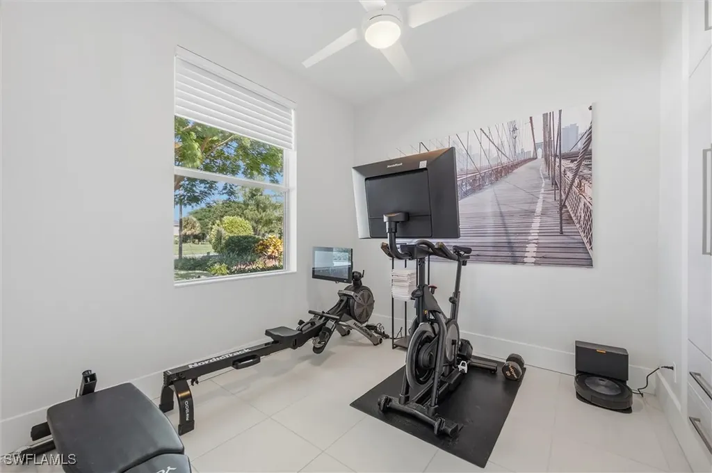 671 Henley Drive Naples FL 34104