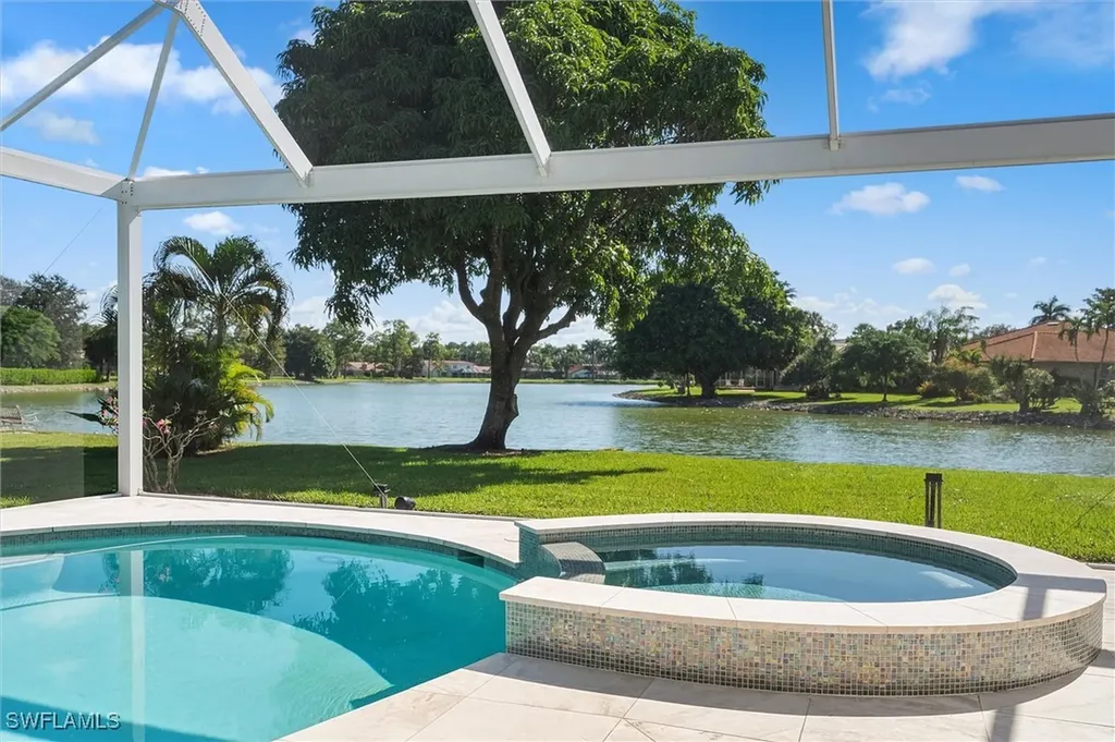 671 Henley Drive Naples FL 34104