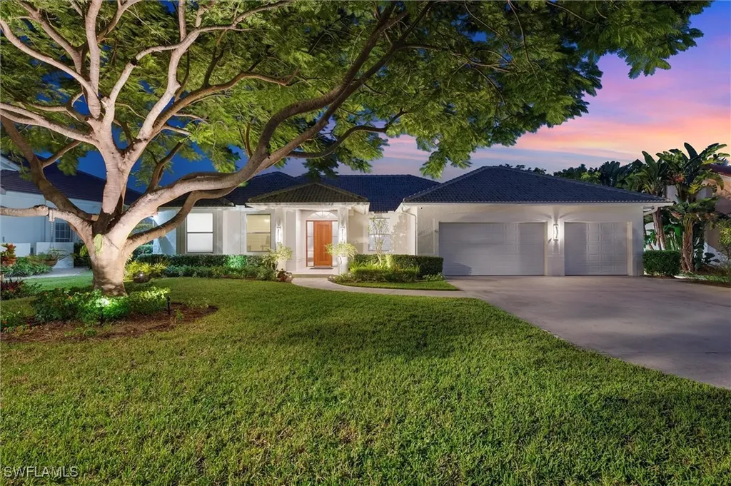 671 Henley Drive Naples FL 34104
