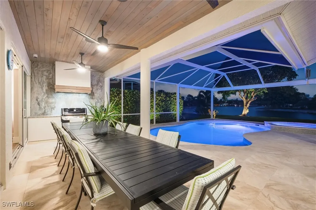 671 Henley Drive Naples FL 34104