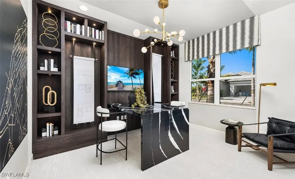 2553 Kingfisher Drive Naples FL 34112