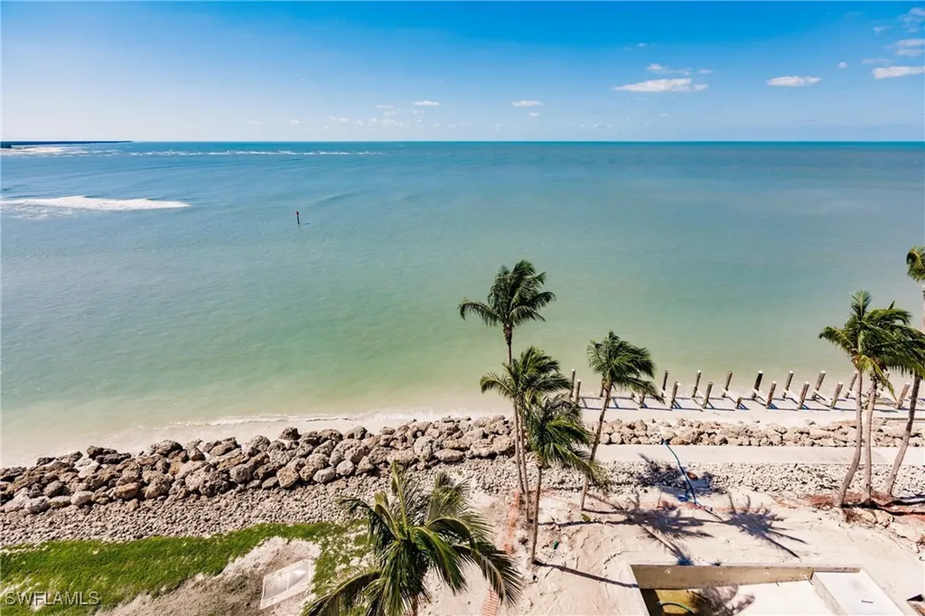 Marco Island FL, 990 Cape Marco Drive, Unit 703