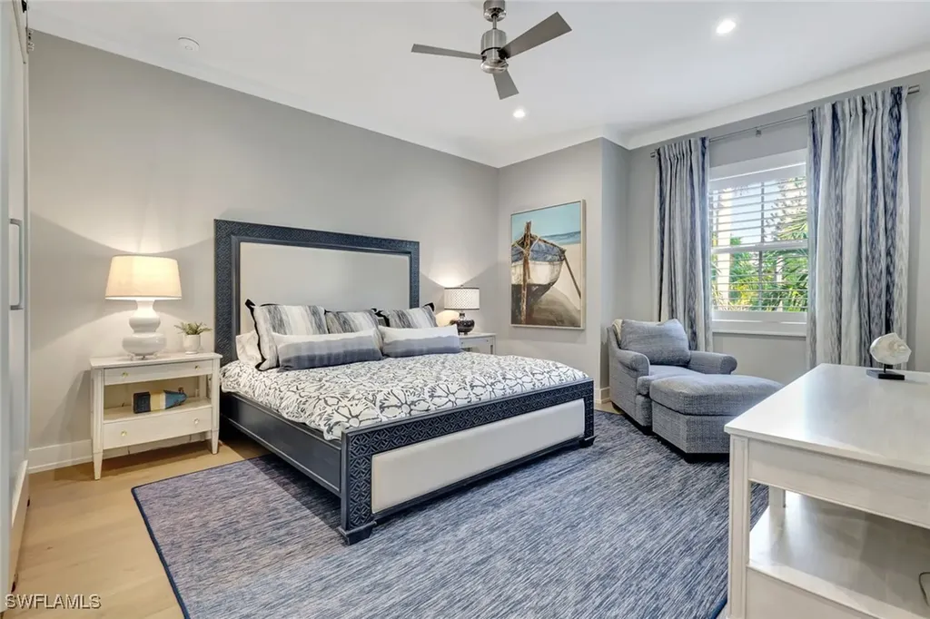 160 Broad Avenue S Naples FL 34102