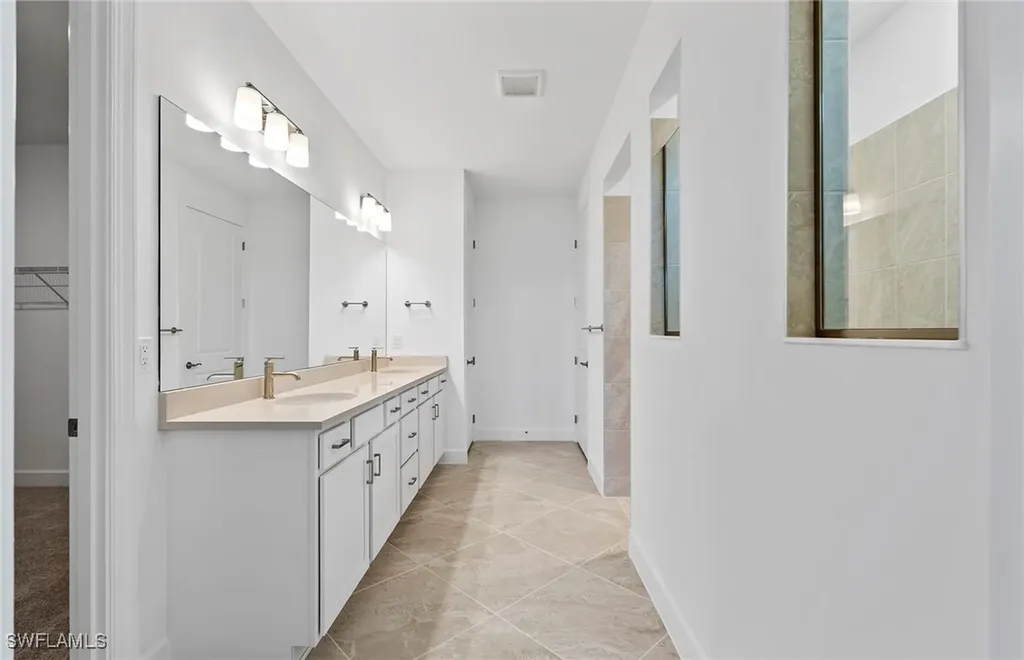 17025 Bishop Boulevard Alva FL 33920