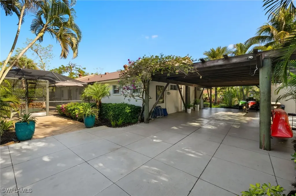 27251 Elwood Drive Bonita Springs FL 34135