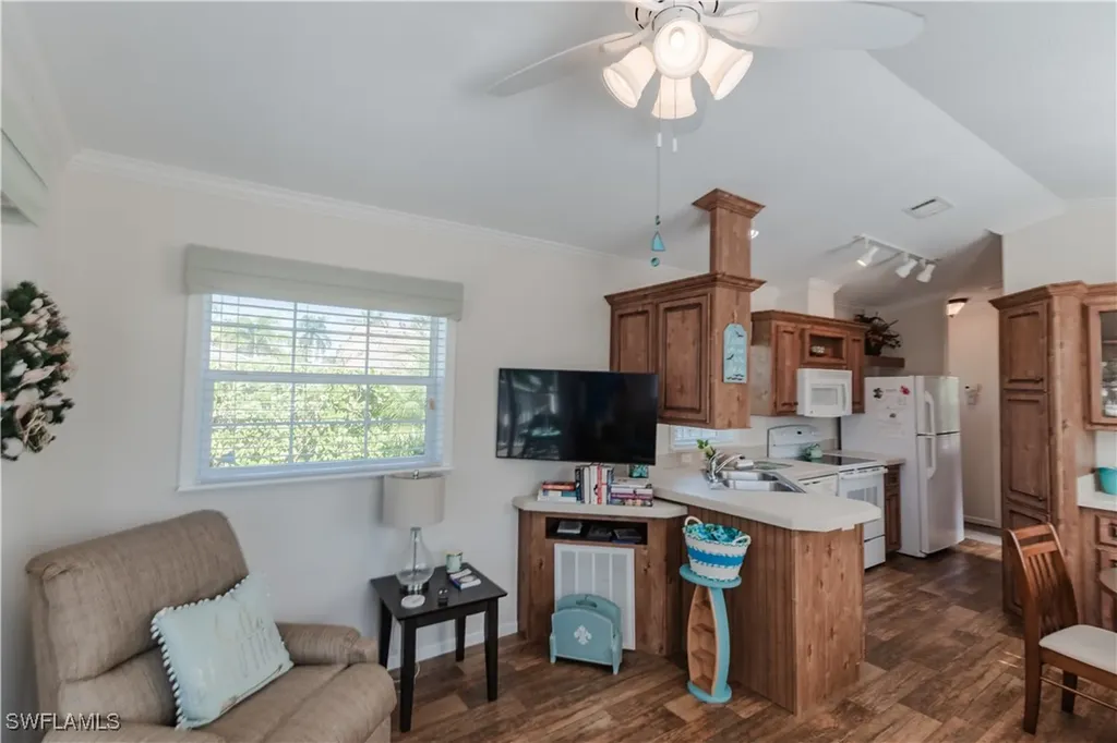 5500 Cypress Trail Resort Circle Fort Myers FL 33905