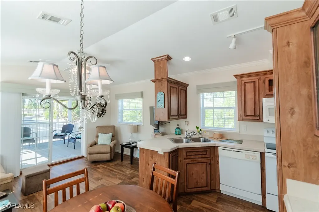 5500 Cypress Trail Resort Circle Fort Myers FL 33905