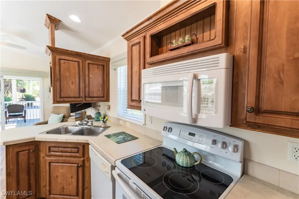 5500 Cypress Trail Resort Circle Fort Myers FL 33905