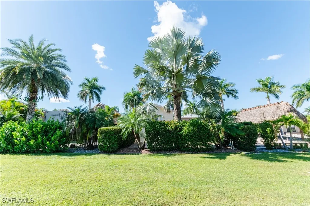 5500 Cypress Trail Resort Circle Fort Myers FL 33905