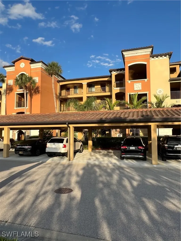 9719 Acqua Court Naples FL 34113