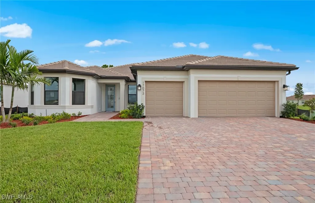 17073 Bishop Boulevard Alva FL 33920