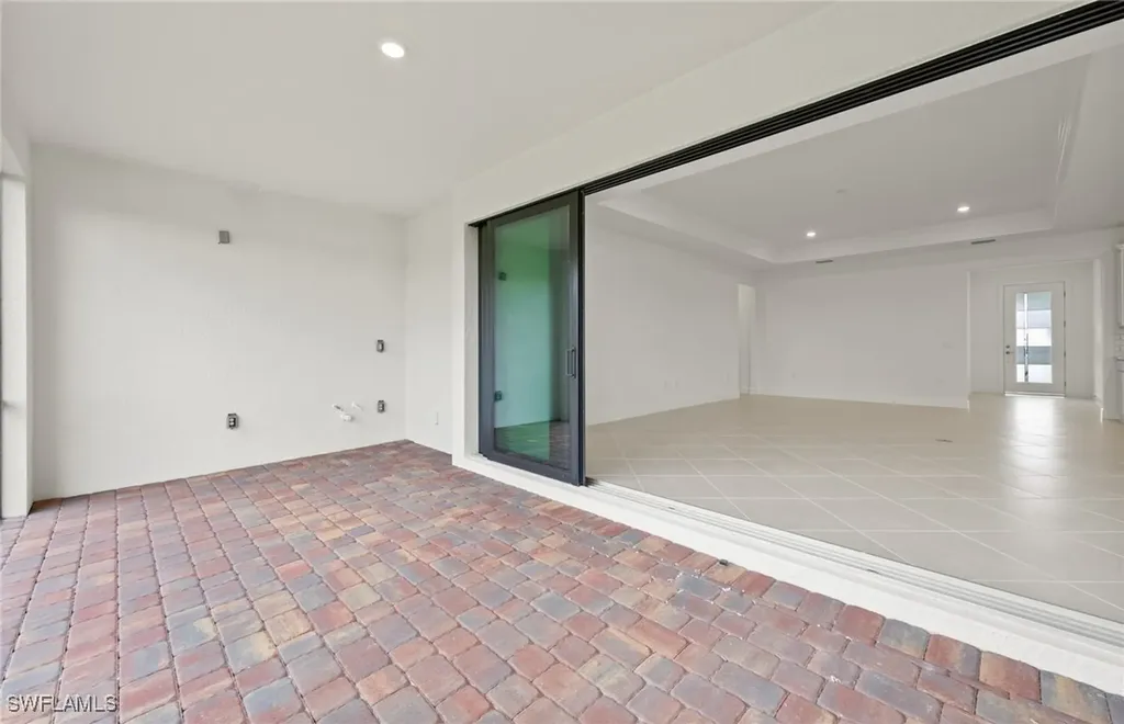 17073 Bishop Boulevard Alva FL 33920