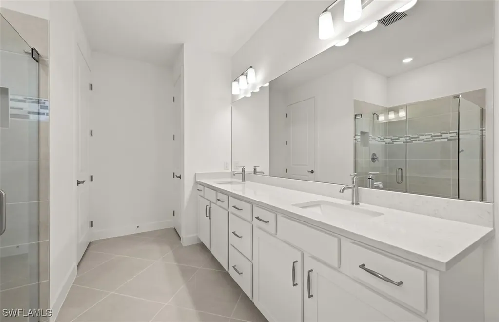 17073 Bishop Boulevard Alva FL 33920