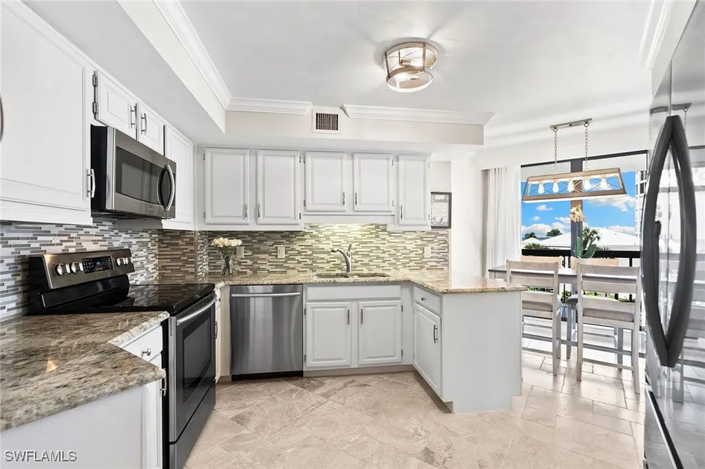 4551 Gulf Shore Boulevard N Naples FL 34103
