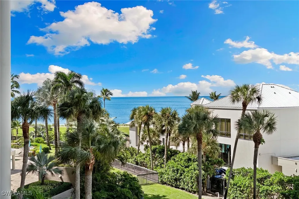 4551 Gulf Shore Boulevard N Naples FL 34103