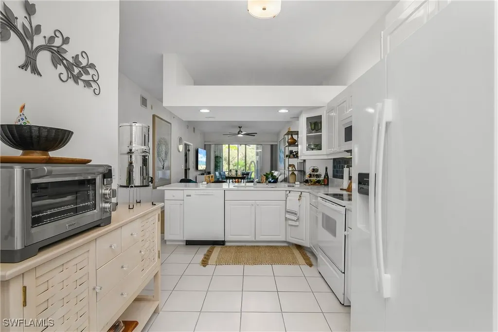 6750 Beach Resort Drive Naples FL 34114