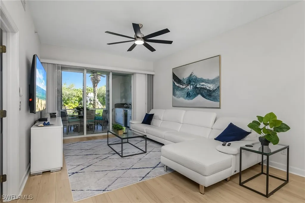 6750 Beach Resort Drive Naples FL 34114