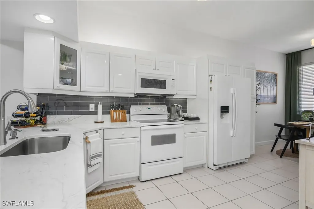 6750 Beach Resort Drive Naples FL 34114