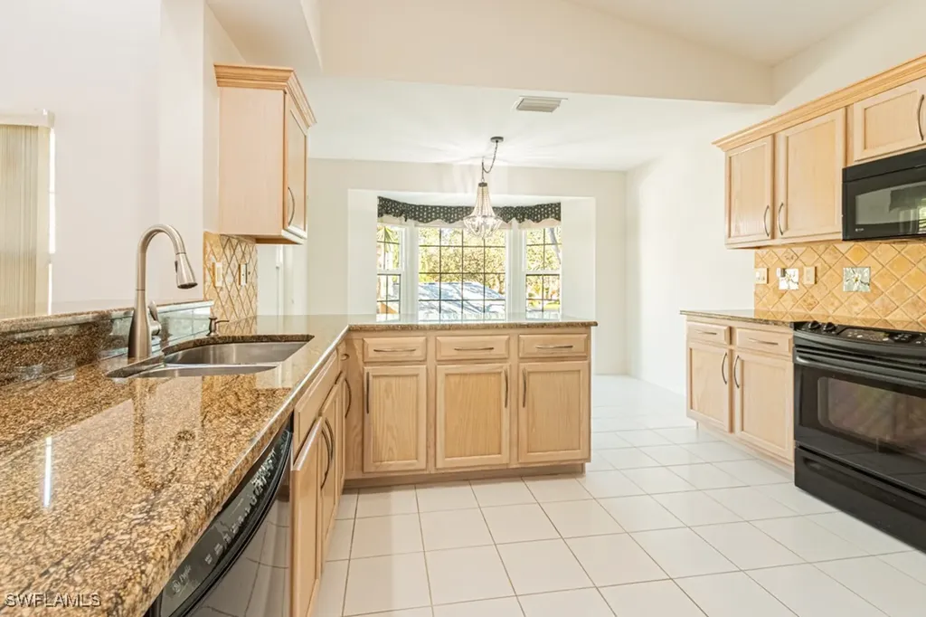 736 Wiggins Lake Drive Naples FL 34110