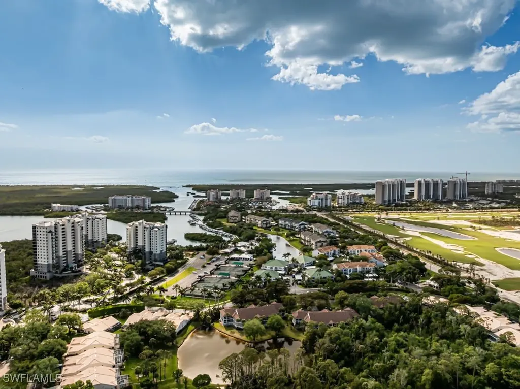 736 Wiggins Lake Drive Naples FL 34110