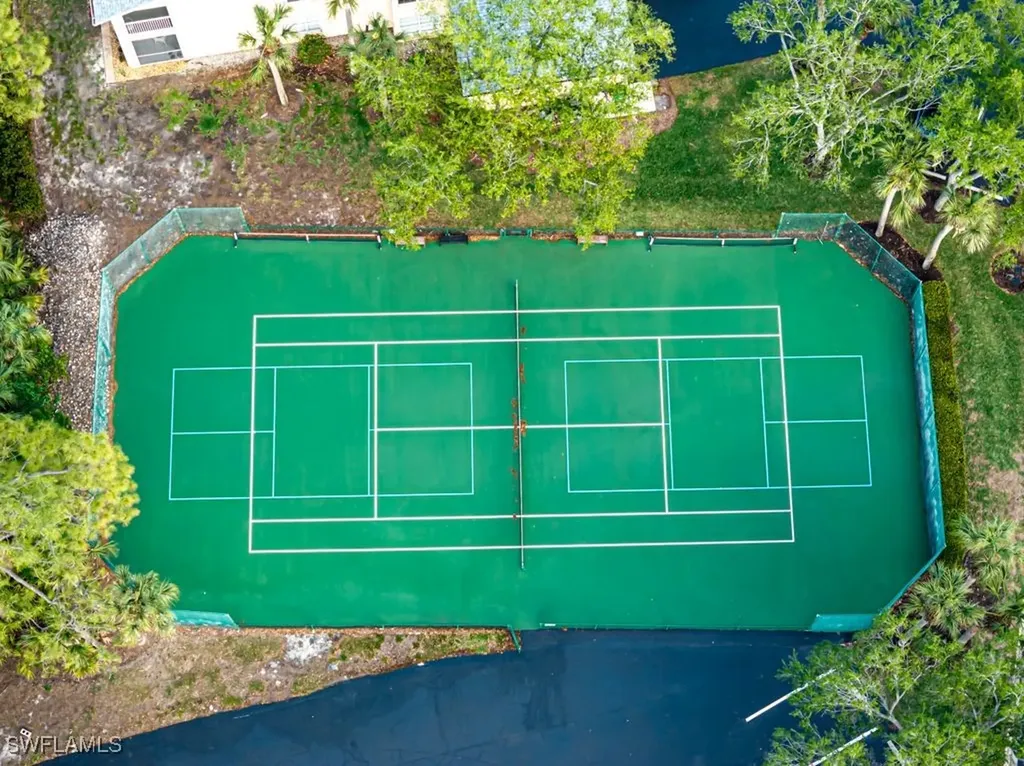 736 Wiggins Lake Drive Naples FL 34110