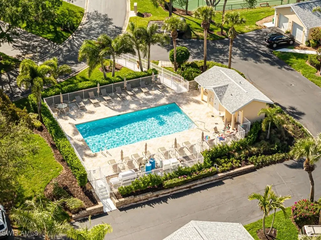 736 Wiggins Lake Drive Naples FL 34110