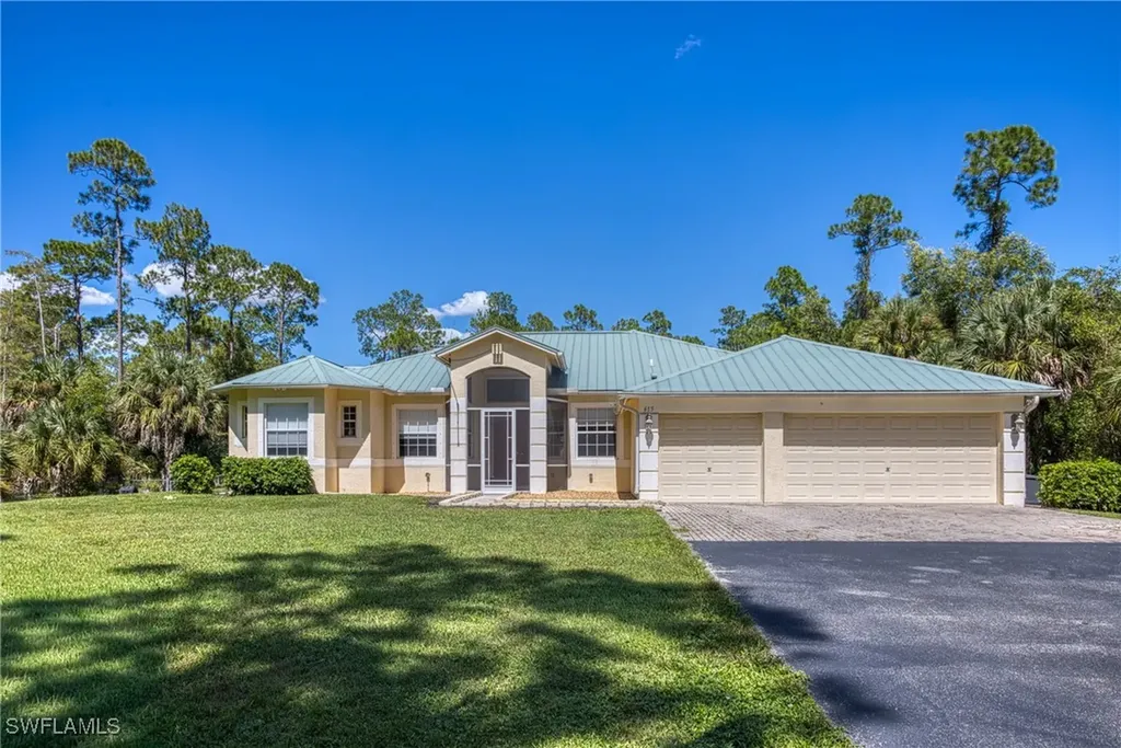 615 12th Avenue NE Naples FL 34120