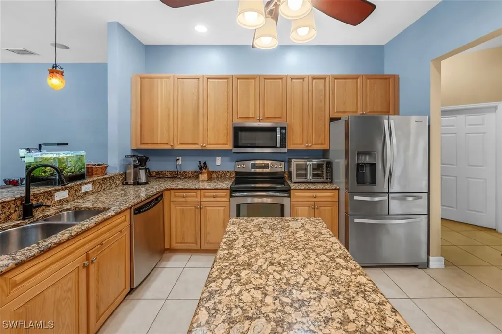 615 12th Avenue NE Naples FL 34120