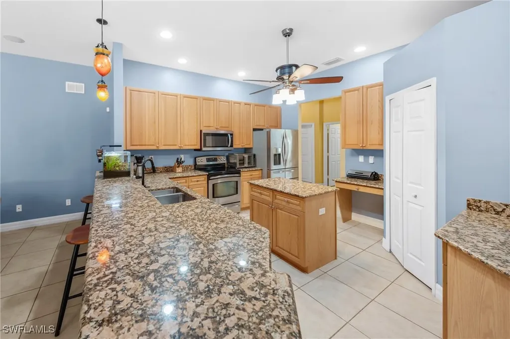 615 12th Avenue NE Naples FL 34120