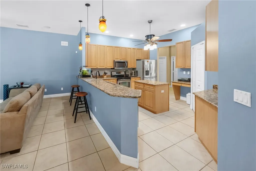 615 12th Avenue NE Naples FL 34120
