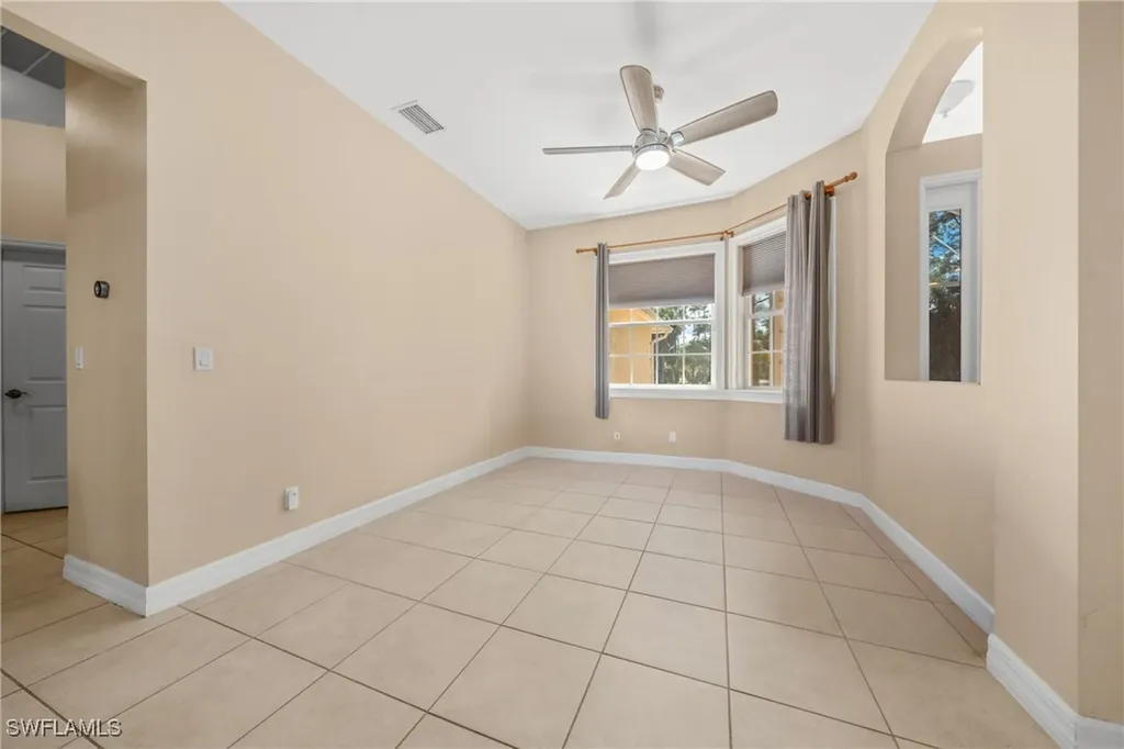 615 12th Avenue NE Naples FL 34120