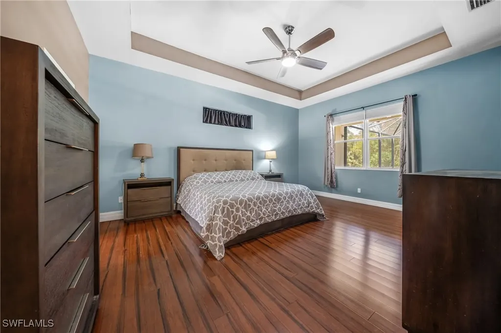 615 12th Avenue NE Naples FL 34120