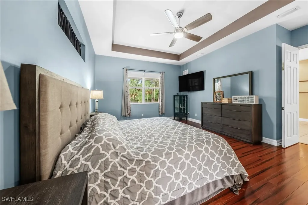 615 12th Avenue NE Naples FL 34120