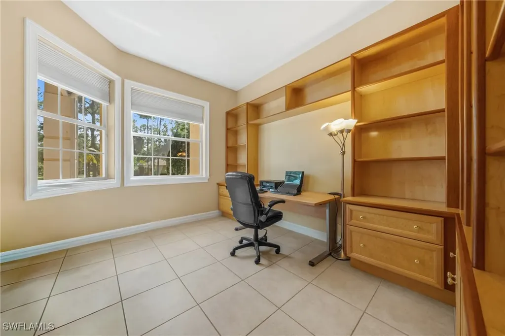 615 12th Avenue NE Naples FL 34120