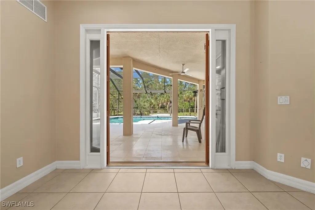 615 12th Avenue NE Naples FL 34120
