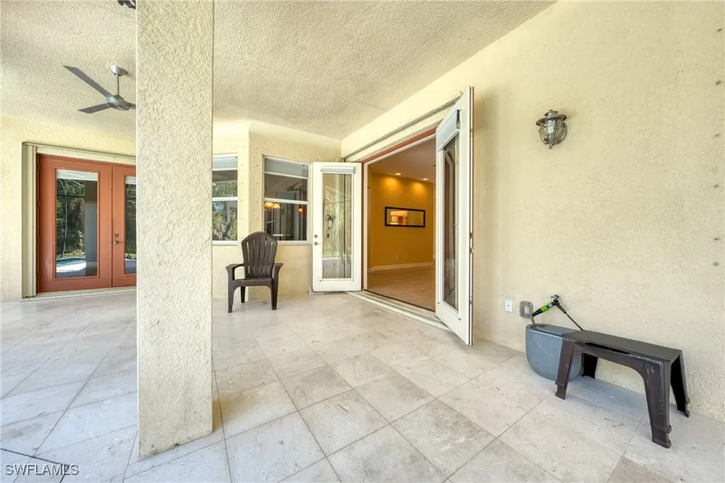615 12th Avenue NE Naples FL 34120