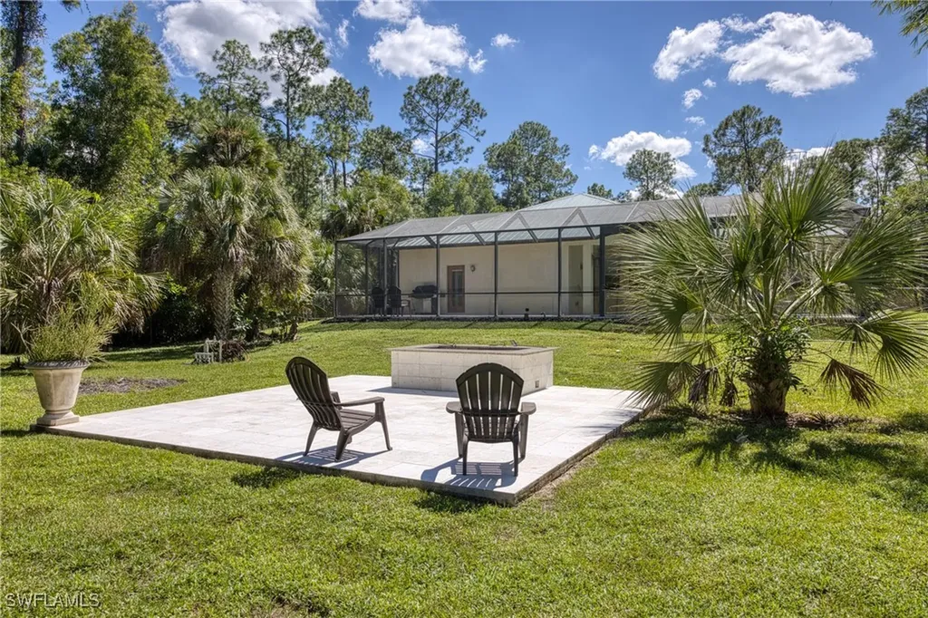 615 12th Avenue NE Naples FL 34120