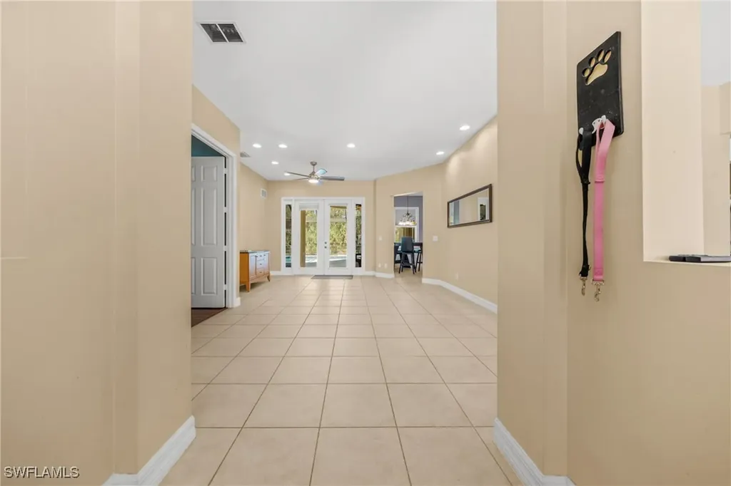 615 12th Avenue NE Naples FL 34120