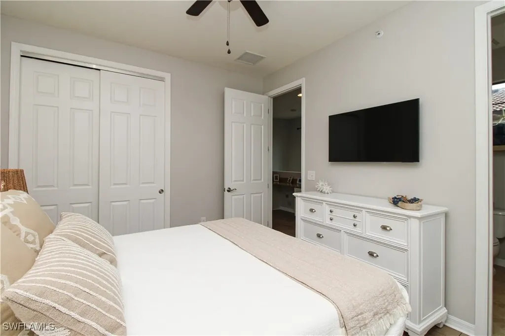 9025 Alturas Street Naples FL 34113