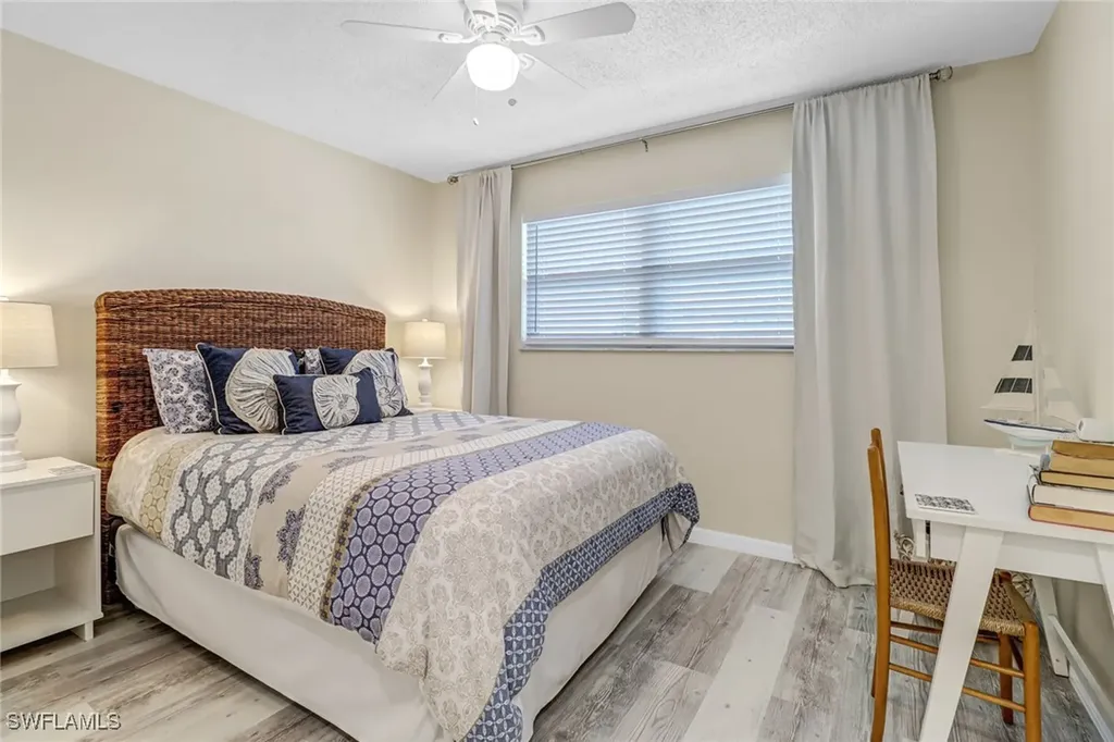 190 Turtle Lake Court Naples FL 34105