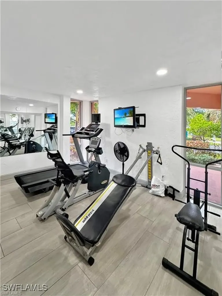 190 Turtle Lake Court Naples FL 34105