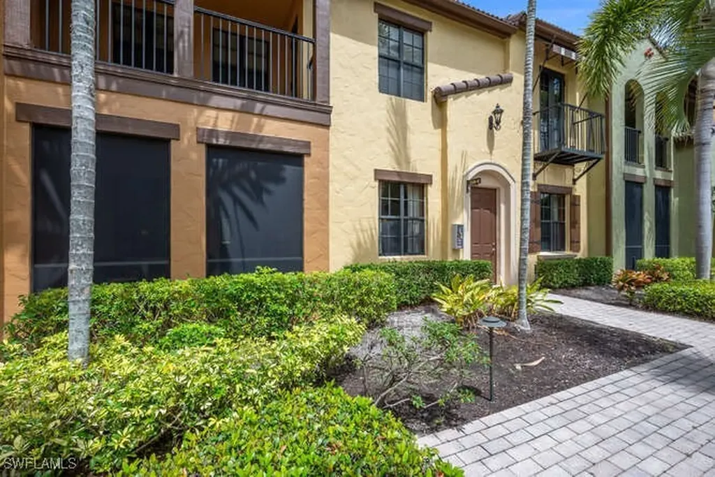 8945 Malibu Street Naples FL 34113