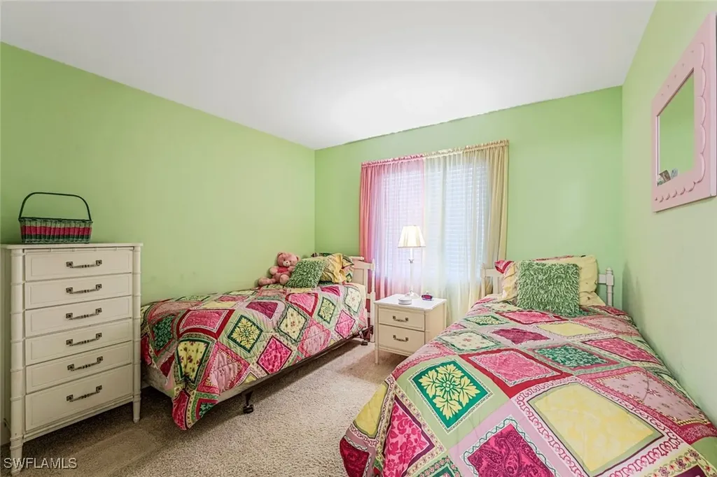 460 Fox Haven Drive Naples FL 34104