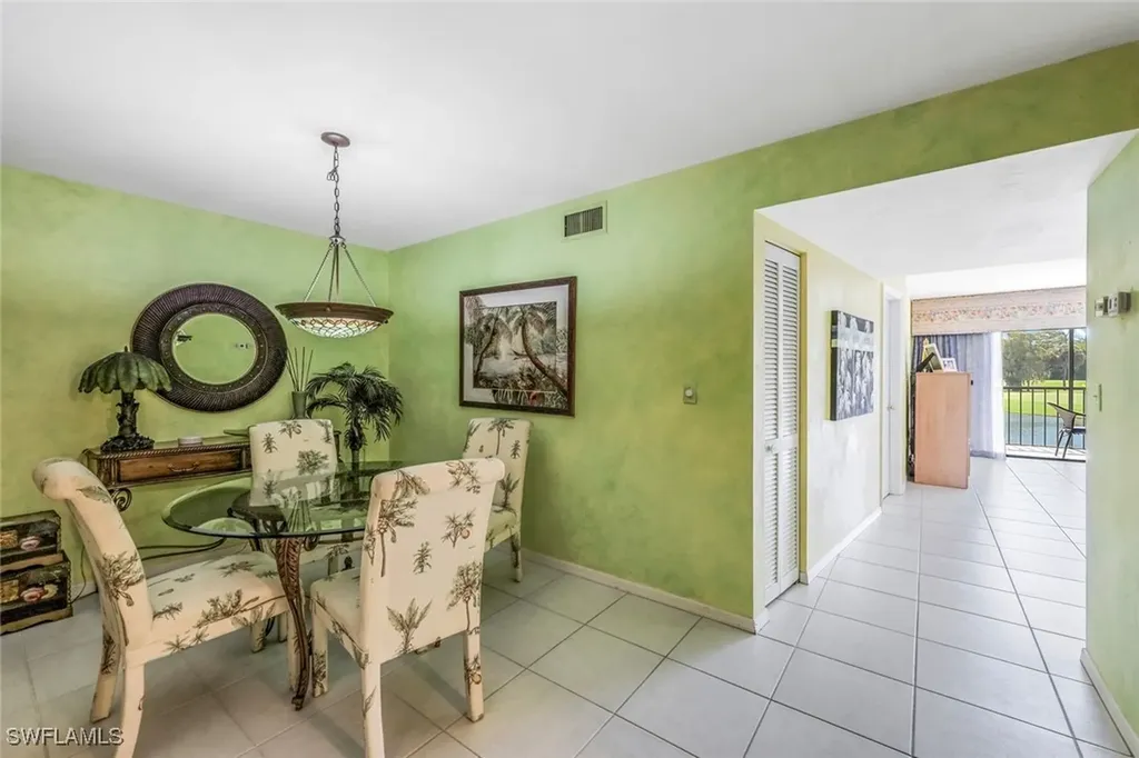 460 Fox Haven Drive Naples FL 34104