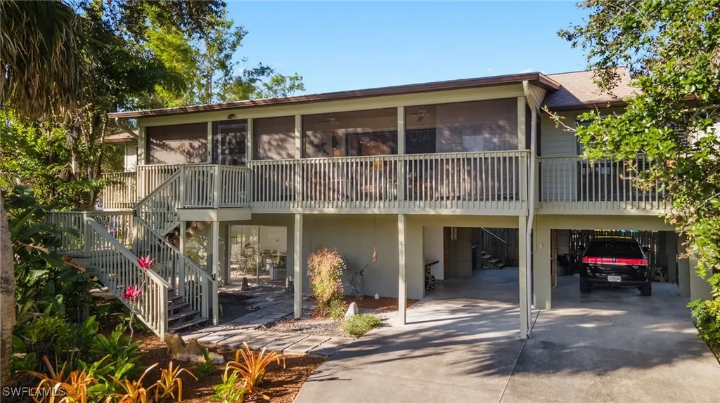 2151 Estey Avenue Naples FL 34104