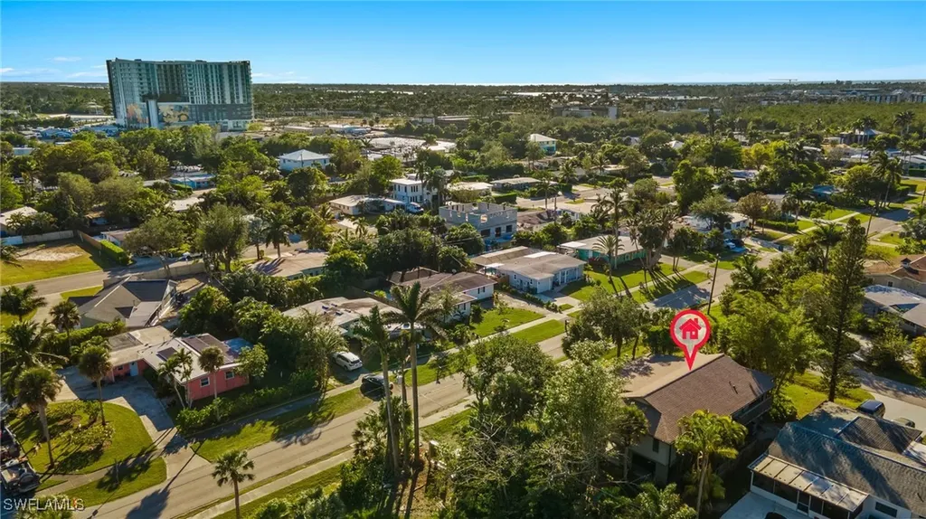 2151 Estey Avenue Naples FL 34104