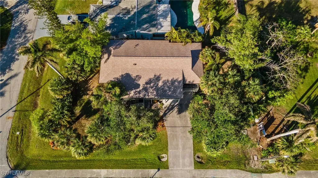 2151 Estey Avenue Naples FL 34104
