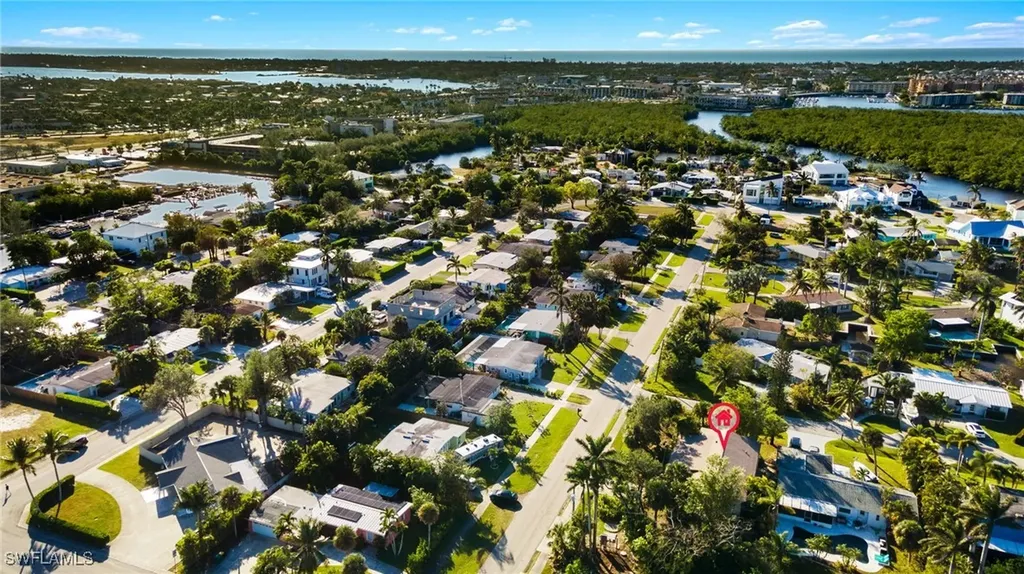 2151 Estey Avenue Naples FL 34104